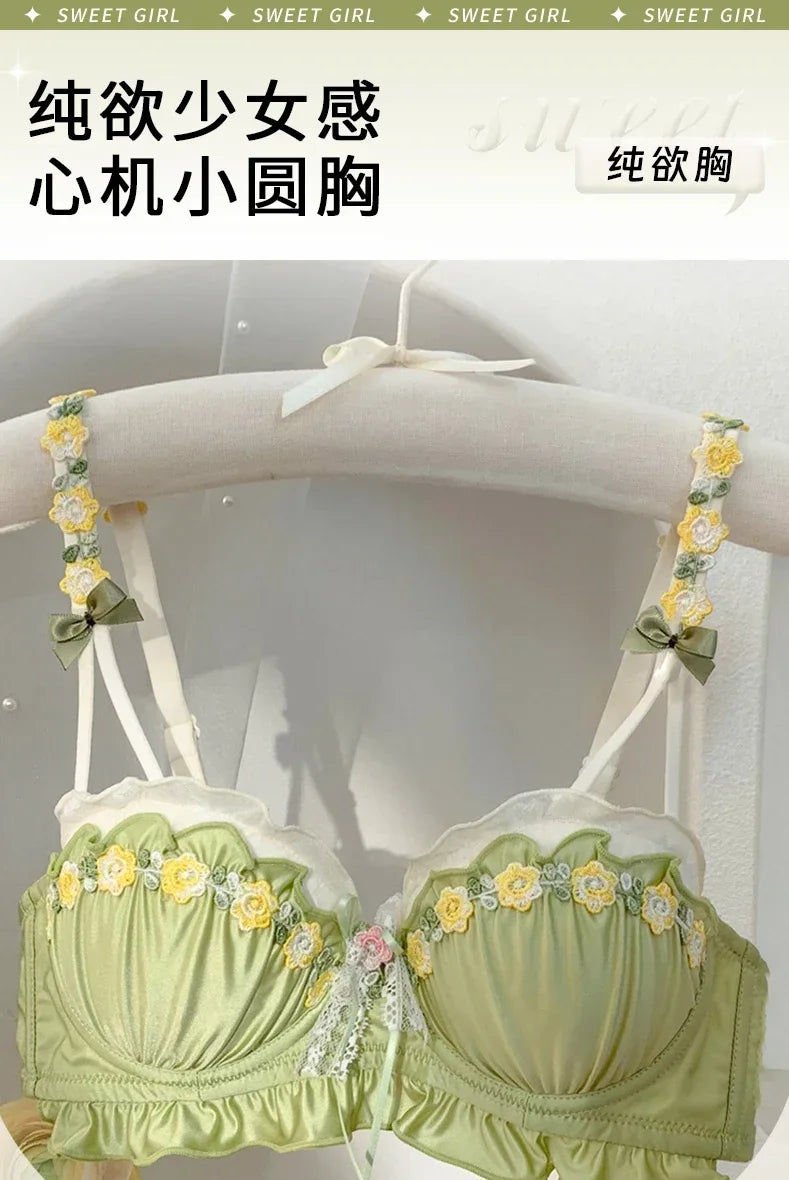 Vintage embroidered luxury